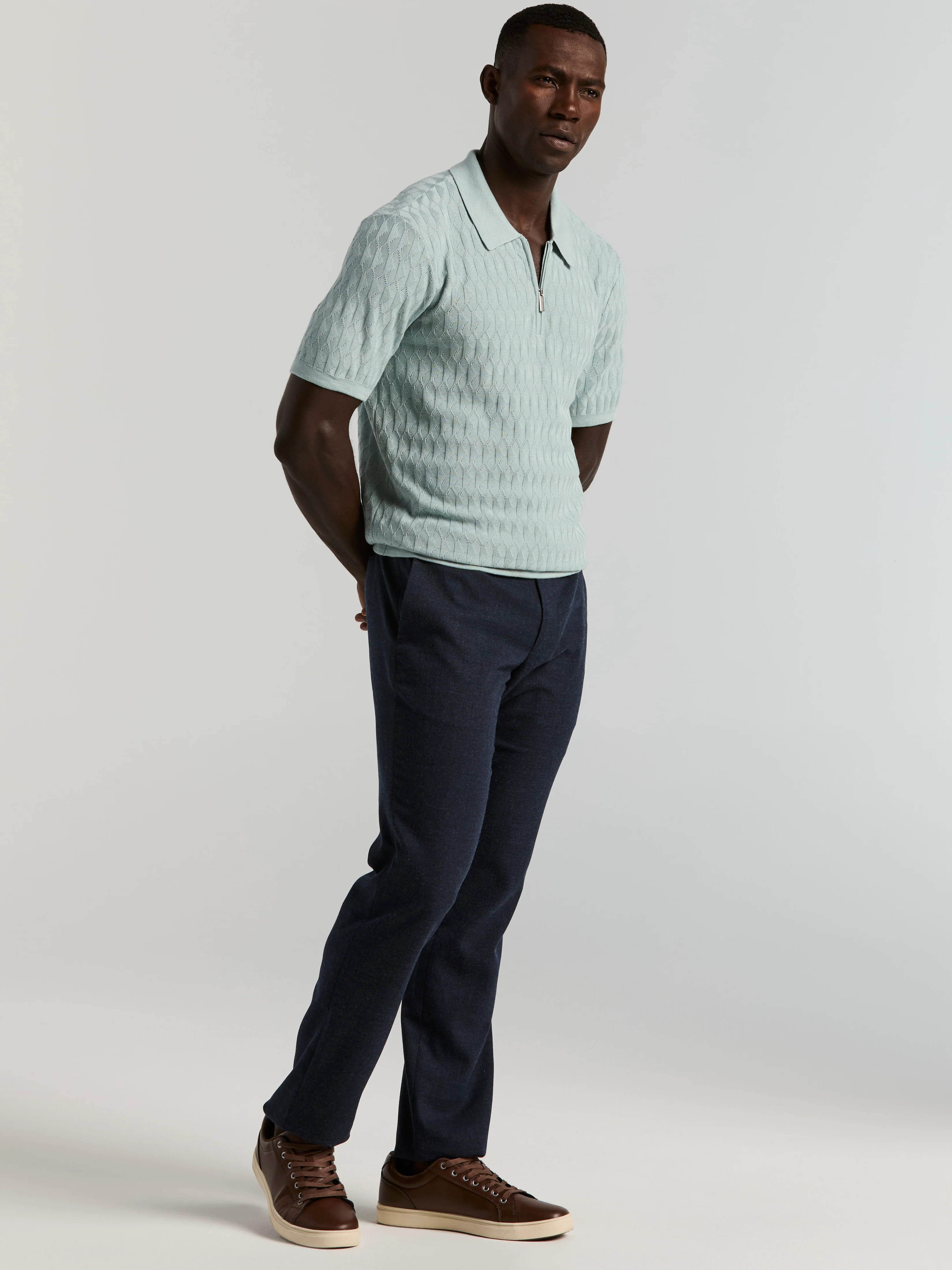 Geometric Pattern Zip Polo Sweater - Image 13