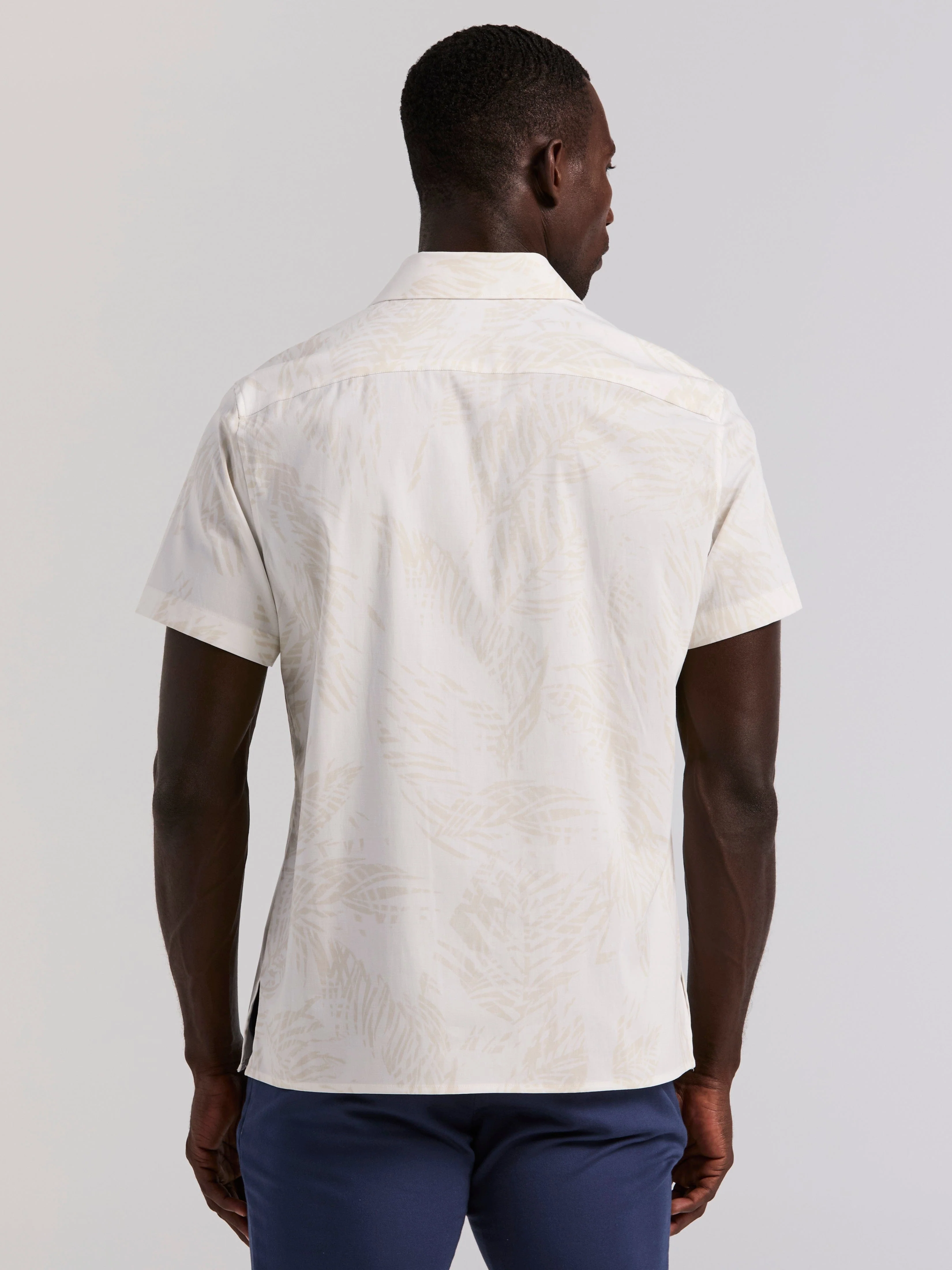 Textured Leaf Print Cotton Shirt - Image 4